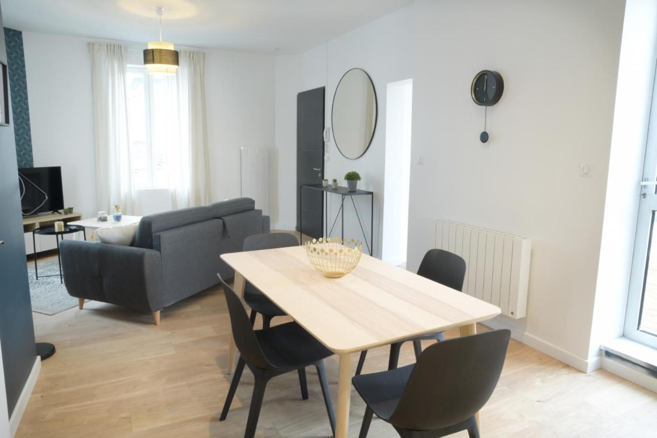 T2 De 55M2 Avec Toit Terrasse, Hyper Centre, Wifi, Draps, Savons Et Serviettes Fournis 코냐크 외부 사진